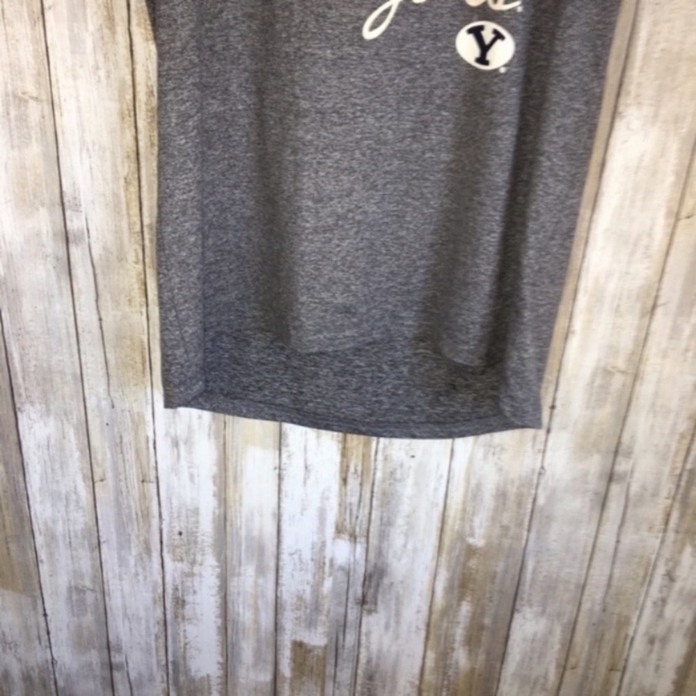 BYU Cougars Women’s Small Scoop Back High Low Tee Gray NCAA College Football - Picture 3 of 5